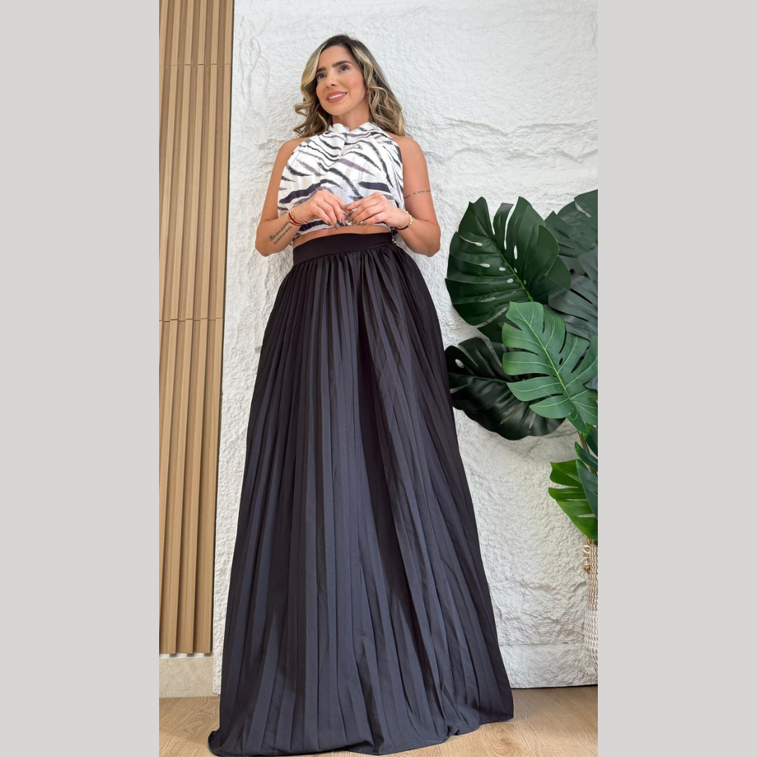 Conjunto Dama Elegante con Blusa Estampada y Falda Plisada Larga