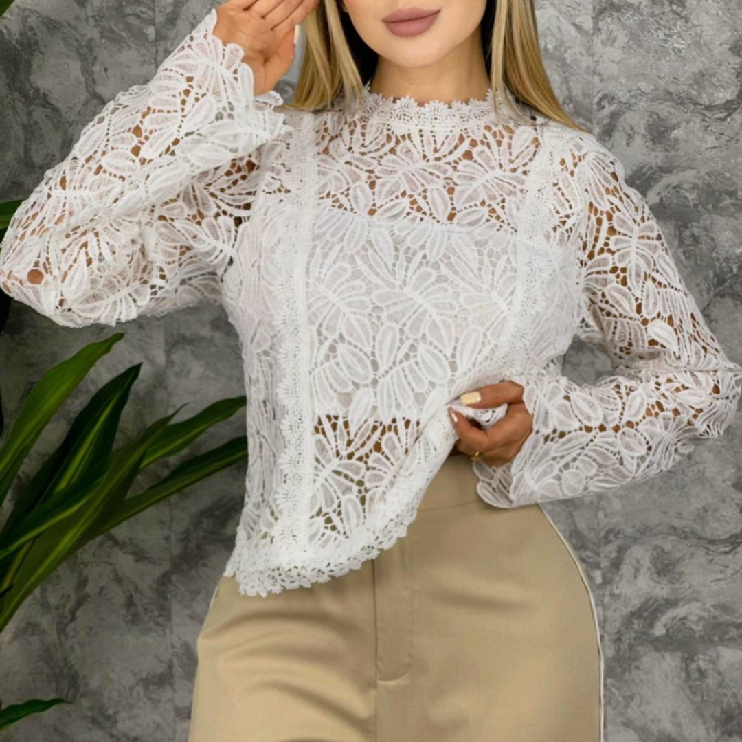 Blusa en crochet floral manga larga con cuello alto