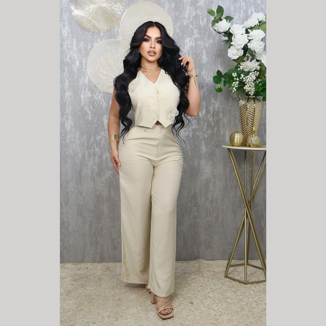 Conjunto de chaleco y pantalón