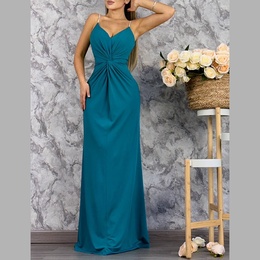 Vestido largo elegante con frunce en la cintura
