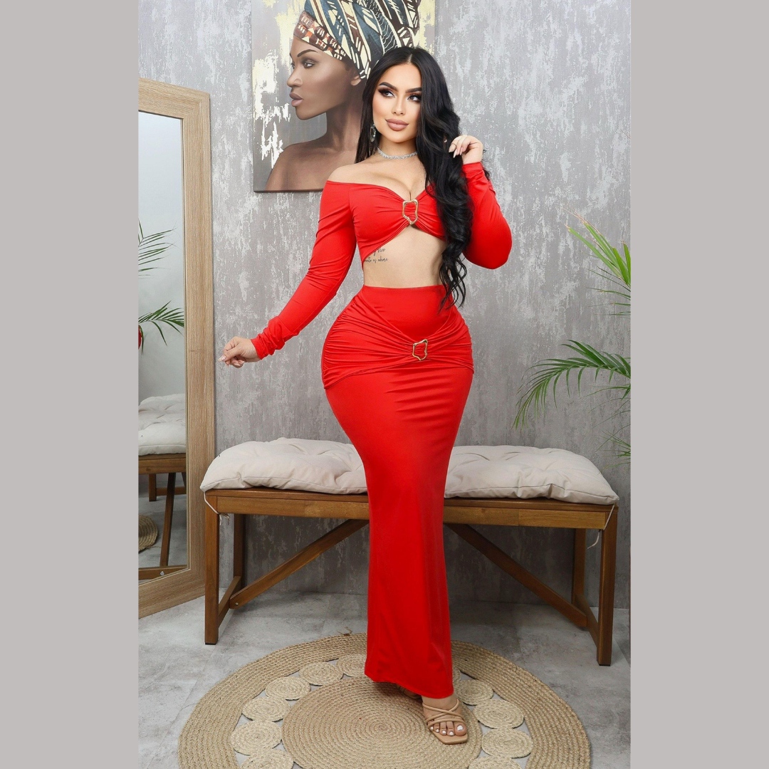 Conjunto de dos piezas con top cruzado y falda ajustada de corte sirena
