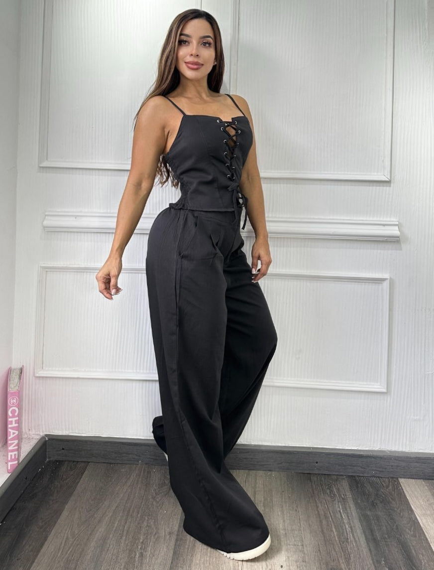 Conjunto unicolor detalles blusa