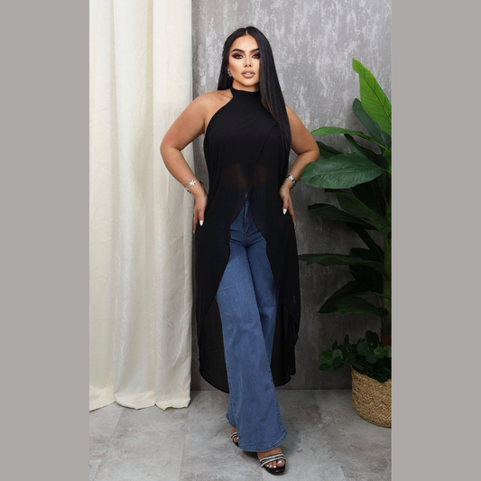 Blusa larga asimétrica con abertura frontal