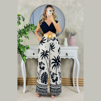 Conjunto de pantalón palazzo estampado y top cruzado
