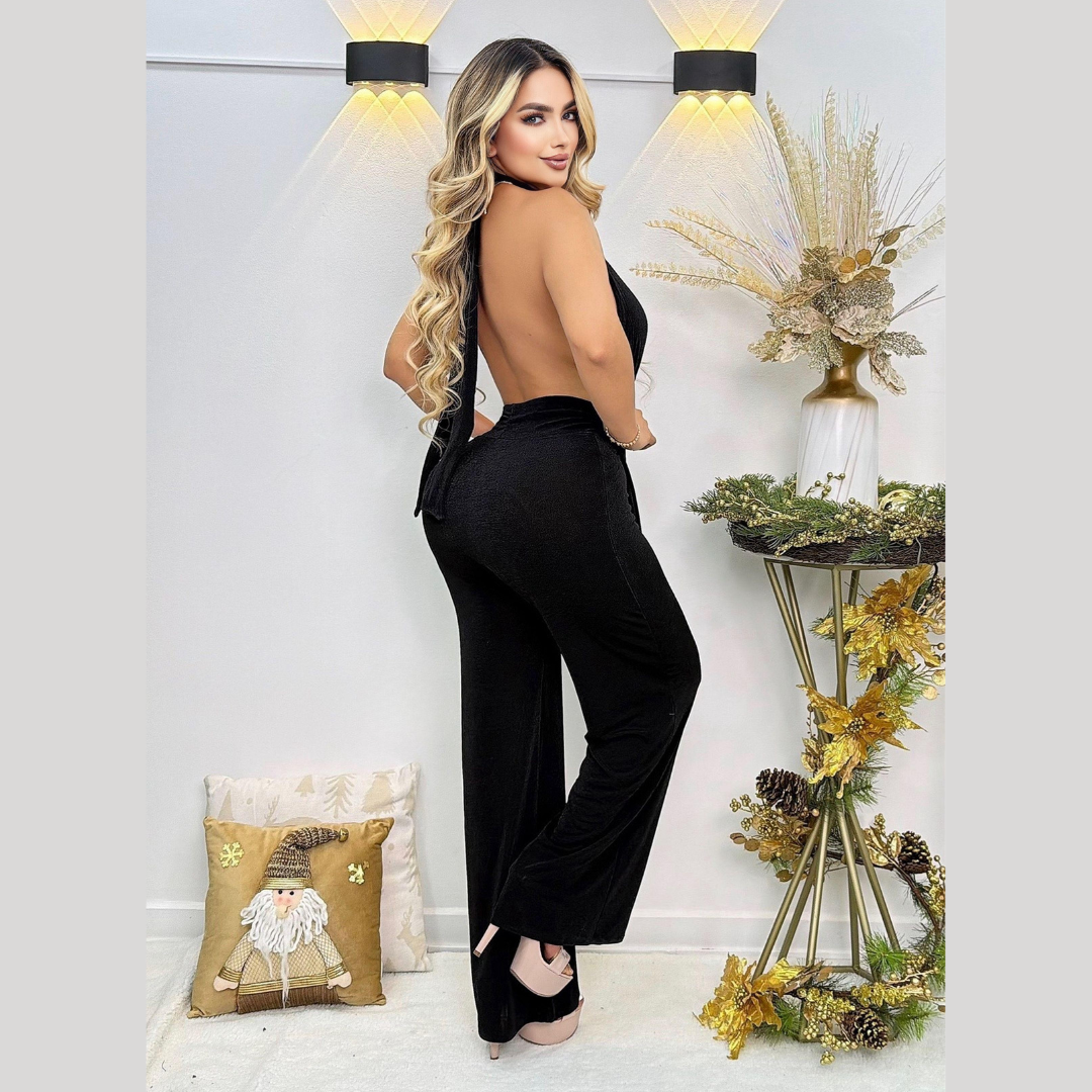 Enterizo Lorey para mujer con escote halter y diseño drapeado