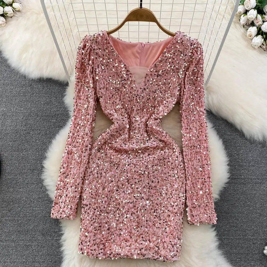 Vestido Corto de Lentejuelas con Manga Larga y Escote Profundo