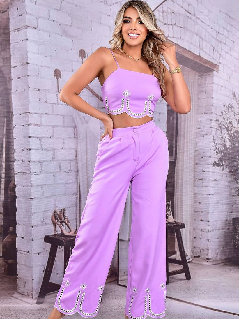 Conjunto pantalon bordado