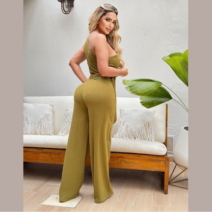 Conjunto para Mujer Top Asimétrico y Pantalón de Corte Recto