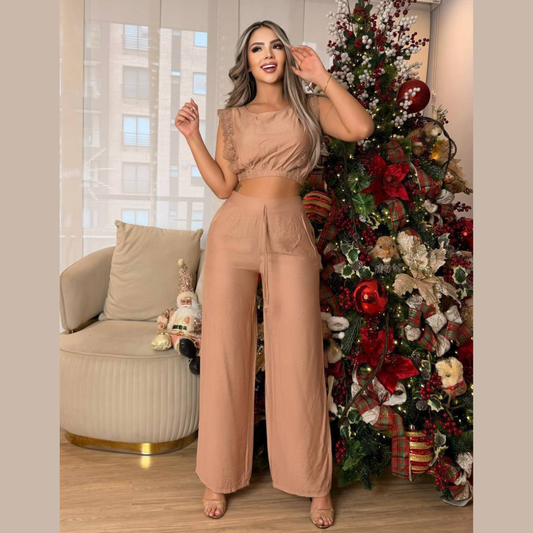 Conjunto de dos piezas con top corto sin mangas y pantalón de pierna amplia