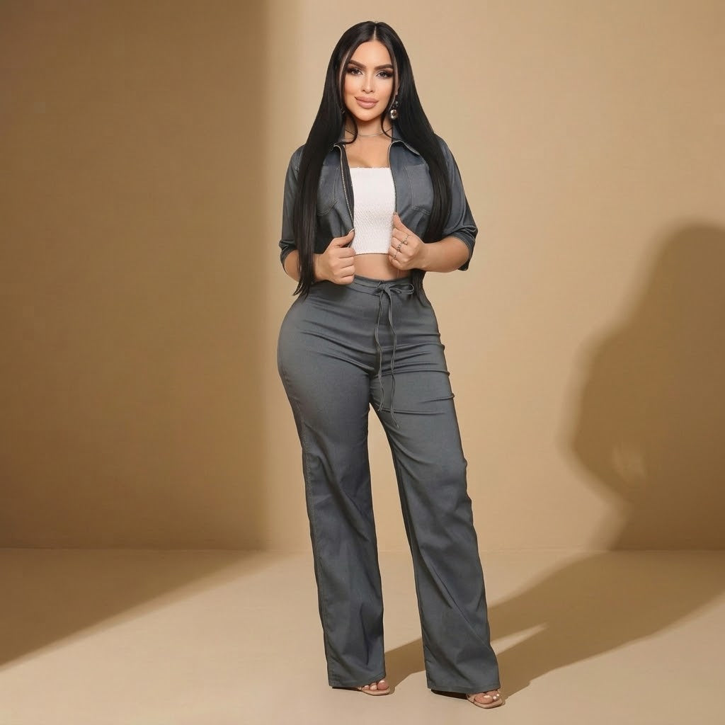 Conjunto dos piezas con chaqueta corta y pantalón amplio