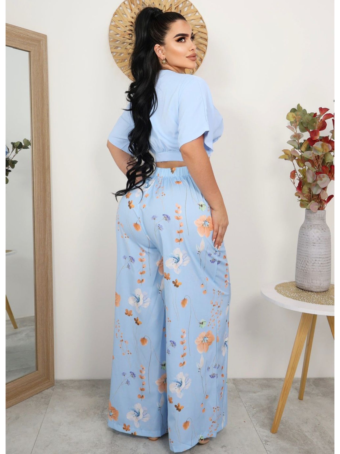 Conjunto de Blusa Crop y Pantalón Palazzo Estampado Floral Mujer