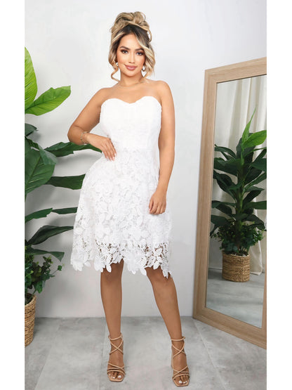 Vestido MIDI en gipur strapless