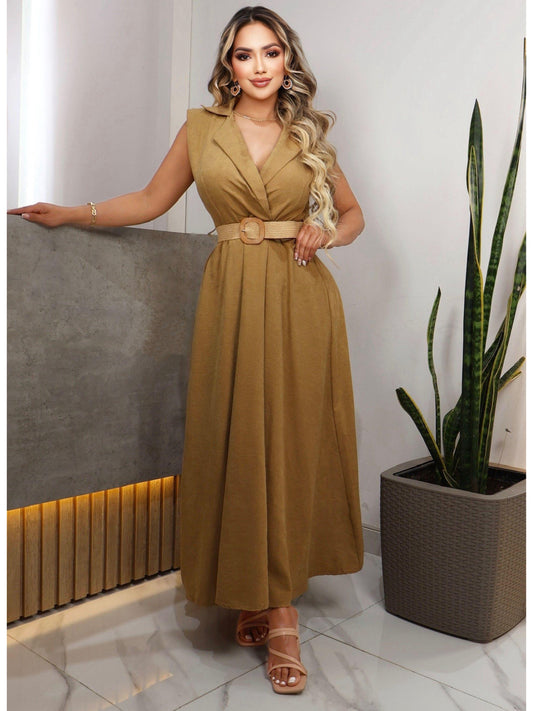 Vestido midi unicolor con fajon